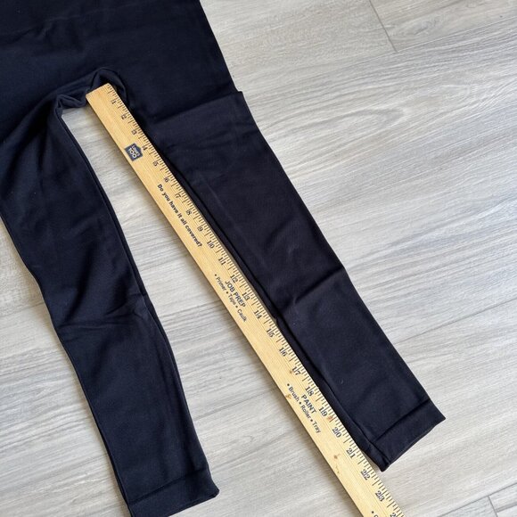 Spanx Look At Me Now Seamless Crop Leggings Black Size Small Excellent Cond - Picture 4 of 5
